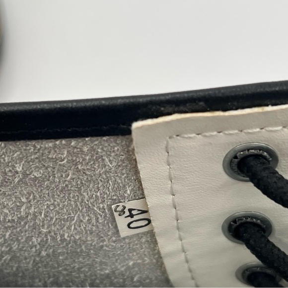 Dr Martens 1460 White Smooth Leather Combat Boots Unisex Womens 9 NWOT Size EU40 - Picture 7 of 11